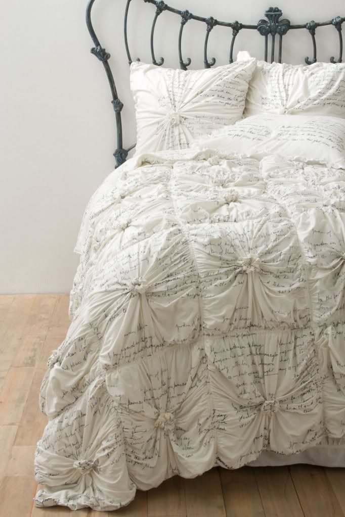 NIP ANTHROPOLOGIE Rosette QUEEN Quilt Neutral Motif Comforter FREE