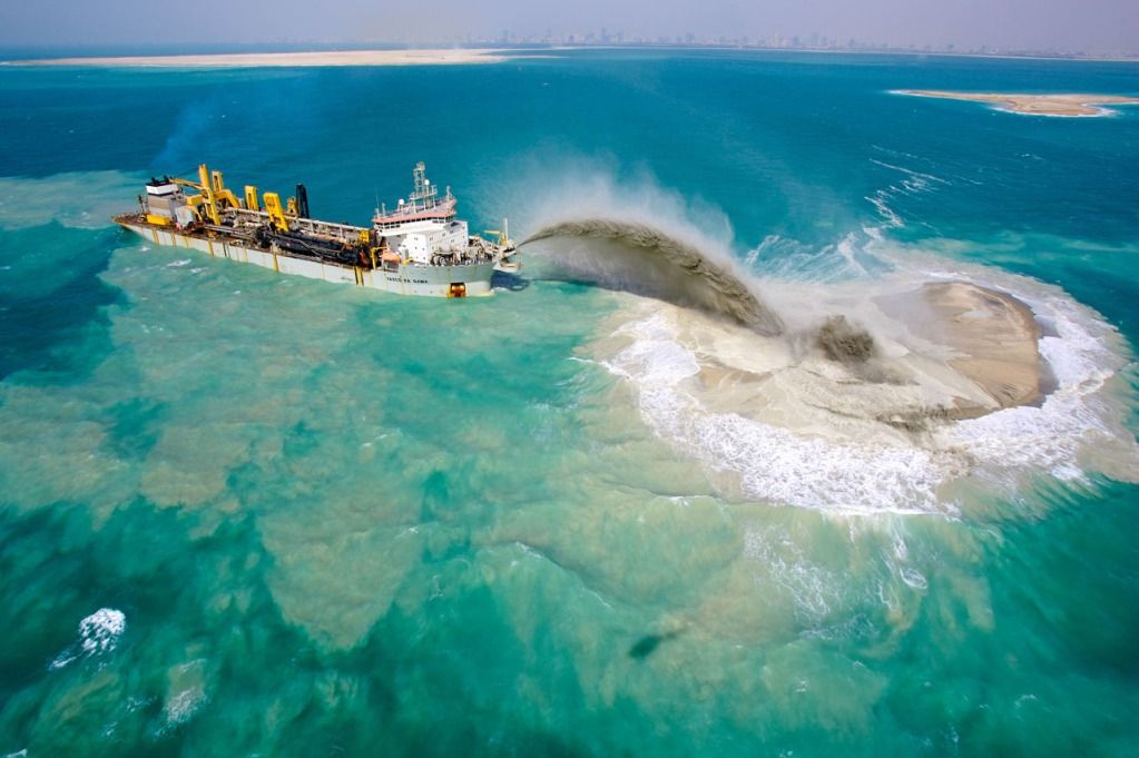 ThePalmDeiraJul07CopyrightNakheel2S.jpg