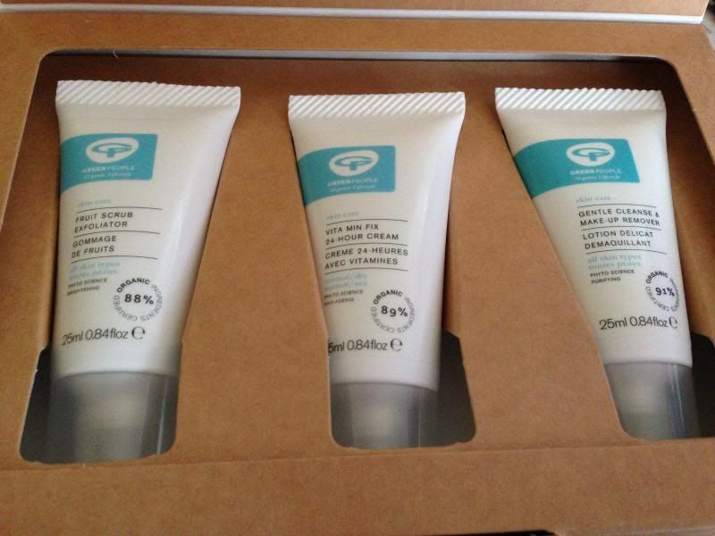 cremas_greenpeople_beauty_beautyswatches_opinioncremas_estanochesoyunaprincesa beauty_cremas_cremasgreenpeople_opinioncremas_beautyswatches_estanochesoyunaprincesa_2.jpg