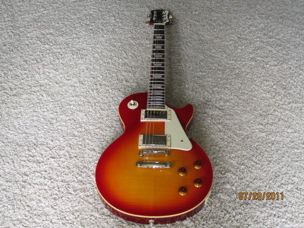 EpiphoneGuitar010.jpg